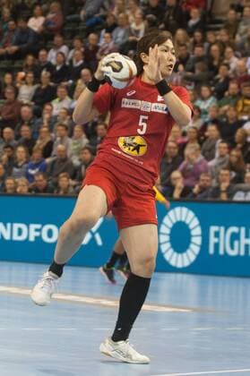 GER, IHF WM 2017, Brasilien (BRA) vs Japan (JPN) 02.12.2017, EWE Arena, Oldenburg, Germany, 23.IHF World Championship WM Weltmeisterschaft 2017 Women, first round, Group C, Brasilien vs Japan, im Bild Sayo SHIOTA (JPN 5)