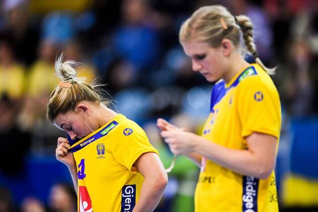 Handball, WM Damen, Schweden - Polen 171202 Sveriges Nathalie Hagman deppar efter matchen mellan Sverige och Polen under handbolls-VM den 2 december 2017 i Bietigheim Bissingen. Copyright: CARLxSANDIN BB171202CS032