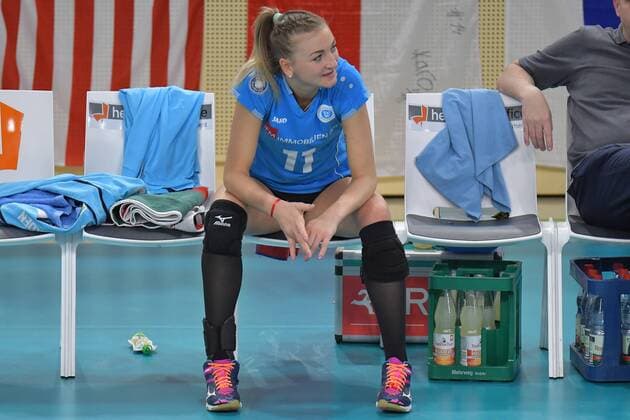 02.12.2017, xtkx, Volleyball Damen, VC Wiesbaden - Allianz MTV Stuttgart, emspor, v.l. Simona Kosova (VCW) , Wiesbaden