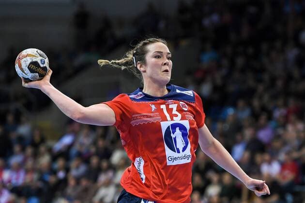 Handball, WM Damen, Norwegen - Ungarn 171202 Norges Kari Brattset i matchen mellan Norge och Ungern under handbolls-VM den 2 december 2017 i Bietigheim Bissingen. Copyright: CARLxSANDIN BB171202CS100