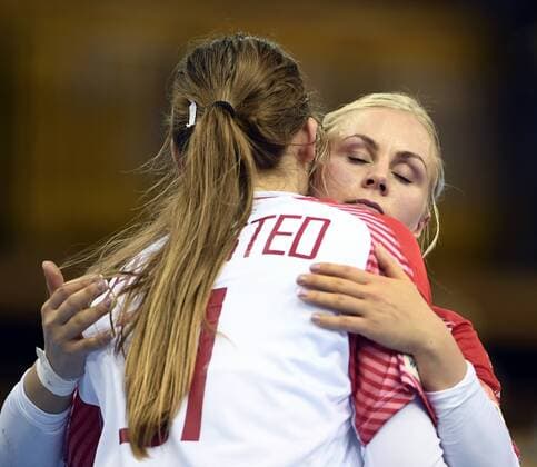 Handball, WM Damen, Dänemark - Montenegro En skuffet Lotte Grigel efter kampen, lÃ¸rdag aften i VM gruppekampen mod Montenegro i Oldenburg i Tyskland. Polfoto_73113079  Copyright: POULSENxLARS