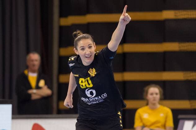 Handball, WM Damen, Dänemark - Montenegro Milena Raicevic (Montenegro, 90) mit Torjubel, Jubel, Freude über das Tor, goal celebration, Handball, Frauen-Weltmeisterschaft, Dänemark - Montenegro,