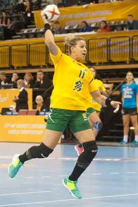 GER, IHF WM 2017, Tunesien (TUN) vs Brasilien (BRA) 03.12.2017, EWE Arena, Oldenburg, Germany, 23.IHF World Championship WM Weltmeisterschaft 2017 Women, first round, Group C, Tunesien vs Brasilien, im Bild Tamires COSTA (Brasilien 11 )