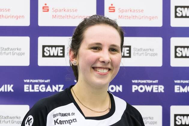 Paula Reinisch (Schwarz-Weiß Erfurt, 4) als Most Valuable Player (gold); Porträt, Einzelbild, Volleyball, 1. Bundesliga Frauen, Schwarz-Weiß Erfurt - VC Olympia Berlin,