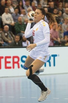 GER, IHF WM 2017, Montenegro (MNE) vs Russland (RUS) 03.12.2017, EWE Arena, Oldenburg, Germany, 23.IHF World Championship WM Weltmeisterschaft 2017 Women, first round, Group C, Montenegro vs Russland, im Bild Itana GRBIC ( MNE 96)