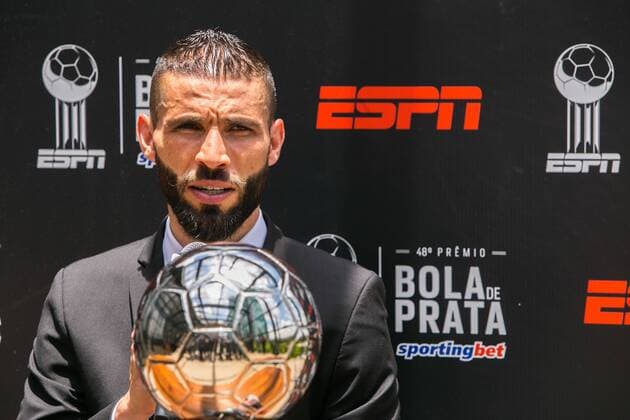 Premio Bola de Prata ESPN Sao PAULO, SP - 04.12.2017: PReMIO BOLA DE PRATA ESPN - Silver Ball Award reaches its 48th edition this Monday (04) in SP and aims to reward the best athletes of 2017. In the Spotlight Vanderlei Farias do Santos. (Photo: Tom Vieira Freitas Fotoarena) x1441978x  TomxVieiraxFreitas