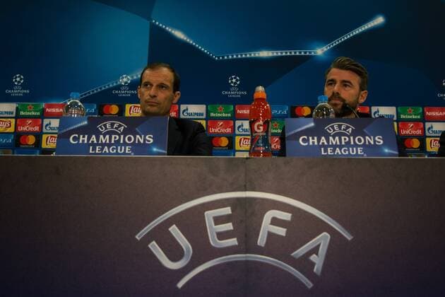 December 4, 2017 - Piraeus, Greece - Massimiliano Allegri and Andrea Barzagli attends a Juventus F.C press conference PK Pressekonferenz on the eve of their UEFA Champions League group D match against Olympiakos Piraeus at Karaiskaki Stadium in Athens, Greece. Juventus Press Conference  - ZUMAn230 20171204_zaa_n230_234 Copyright: xDimitrisxLampropoulosx