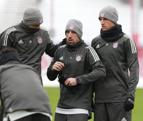 Franck Ribery mit Müller und Co Fussball FC Bayern München 04.12.2017 Training vor dem CL-Spiel gegen Paris Saint-Germain