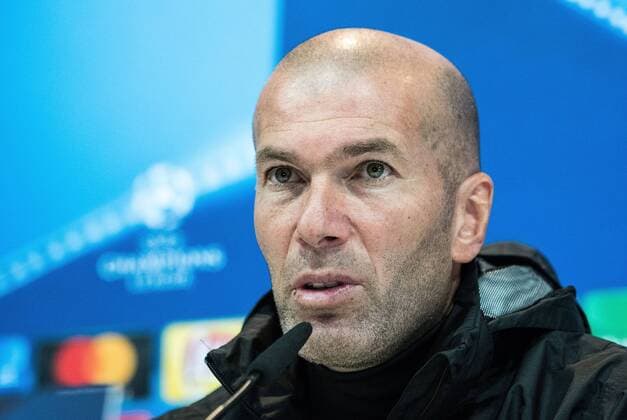 05.12.2017, xfux, Fussball Champions League, Real Madrid Pressekonferenz vor dem Champions League Spiel gegen Borussia Dortmund, emspor, v.l. Trainer Zinedine Zidane (Real Madrid) Madrid