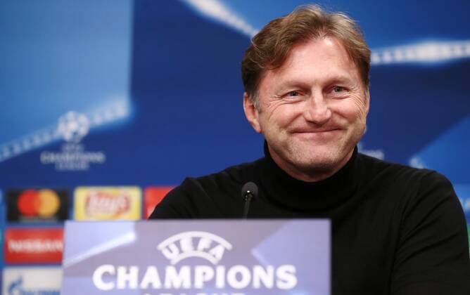 RB Leipzig - PK Champions League Leipzig, 05.12.2017, Red Bull Arena, Fussball, UEFA Champions League, Gruppe G, 6.Spieltag, Pressekonferenz am Vortag der Partie RB Leipzig vs. Besiktas Istanbul , Im Bild: Trainer Ralph Hasenhüttl Hasenhuettl (RB Leipzig) ,