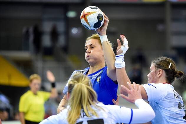 Handball, WM Damen, Schweden - Tschechien 2017.12.05 Bietigheim-Bissingen Pilka reczna Mistrzostwa Swiata w pilce recznej kobiet Szwecja - Czechy N z Nathalle Hagman in action Foto Lukasz Laskowski PressFocus NEWSPIX.PL 2017.12.05 Bietigheim-Bissingen IHF Women s Handball World Championship WM Weltmeisterschaft Sweden v Czech Republic Nathalle Hagman in action Credit: Lukasz Laskowski PressFocus --- Newspix.pl  20171205_LUK_207
