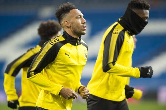 Fußball: Champions League, Saison 2017 2018, Gruppe H, Abschluss Training von Borussia Dortmund vor dem Spiel gegen Real Madrid am 05.12.2017 im Estadio Santiago Bernabeu in Madrid (Spanien). Dortmunds Pierre-Emerick Aubameyang (l.) und Dan-Axel Zagadou läufen sich warm. Copyright: xKirchner DavidxInderliedx