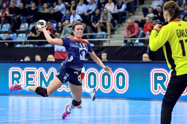 Handball, WM Damen, Norwegen - Polen 171205 Norges Kari Brattset under matchen mellan Norge och Polen under handbolls-VM den 5 december 2017 i Bietigheim Bissingen. Copyright: CARLxSANDIN BB171205CS087