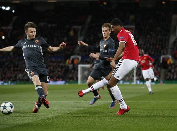 Marcus Rashford of Manchester United ManU side foots towards goal during the Champions League Group A match at the Old Trafford, Manchester. Picture date: December 5th 2017. Picture credit should read: Andrew Yates Sportimage EDITORIAL USE ONLY. No use with unauthorised audio, video, data, fixture lists, club league logos or live services. Online in-match use limited to 120 images, no video emulation. No use in betting, games or single club league player publications.