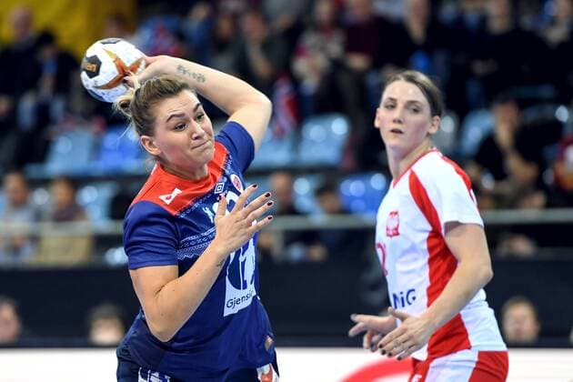 Handball, WM Damen, Norwegen - Polen 171205 Norges Amanda Kurtovic under matchen mellan Norge och Polen under handbolls-VM den 5 december 2017 i Bietigheim Bissingen. Copyright: CARLxSANDIN BB171205CS096