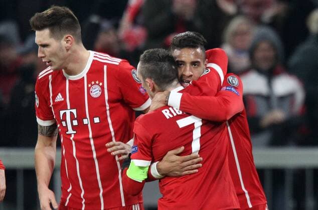 Fussball UEFA Champions League: FC Bayern Muenchen - Paris Saint-Germain am 05.12.2017 in der Allianz Arena, Gruppe B, Spieltag 6, Saison 2017 18, xmdx, 2-0 durch Corentin TOLISSO (24, FC Bayern Muenchen), torjubel FC Bayern Muenchen - Paris Saint Germain