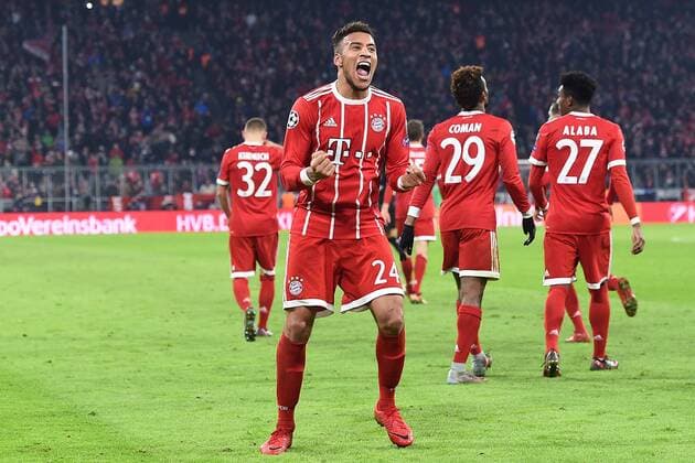 Fußball Champions League Gruppenphase 6. Spieltag FC Bayern München - Paris Saint-Germain am 05.12.2017 in der Allianz Arena in München Torjubel zum 3:1 durch Corentin Tolisso ( München )