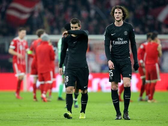 Giovani Lo Celso ( Paris Saint-Germain 18 ) Adrien Rabiot ( Paris Saint-Germain 25 ) nach der Niederlage, FC Bayern Muenchen vs Paris Saint-Germain, Champions League, Fussball, 05.12.2017, Muenchen Copyright: xLanger Eibner-Pressefotox EP_HLR