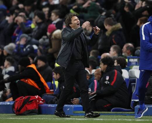 Antonio Conte manager of Chelsea reacts on the touchline during the Champions League Group C match at the Stamford Bridge, London. Picture date: December 5th 2017. Picture credit should read: David Klein Sportimage EDITORIAL USE ONLY. No use with unauthorised audio, video, data, fixture lists, club league logos or live services. Online in-match use limited to 120 images, no video emulation. No use in betting, games or single club league player publications.