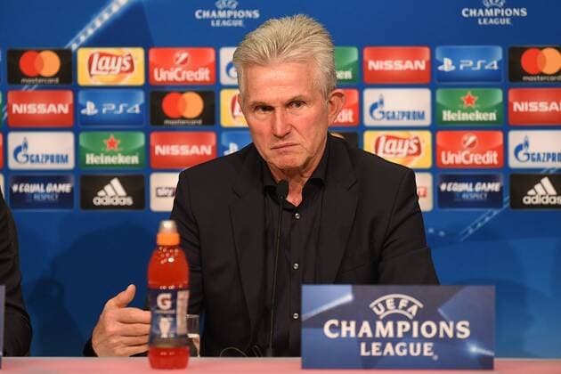 Bilder des Tages - SPORT Fußball Champions League Gruppenphase 6. Spieltag FC Bayern München - Paris Saint-Germain am 05.12.2017 in der Allianz Arena in München Jupp Heynckes ( Cheftrainer München )