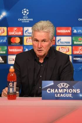 Fußball Champions League Gruppenphase 6. Spieltag FC Bayern München - Paris Saint-Germain am 05.12.2017 in der Allianz Arena in München Jupp Heynckes ( Cheftrainer München )