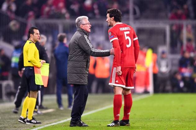 Jupp Heynckes (ENTRAINEUR BAYERN MUNICH) - 05 Mats Hummels (bay) FOOTBALL : Bayern Munich vs Paris SG - Ligue des Champions - 05 12 2017 AnthonyBIBARD FEP Panoramic 