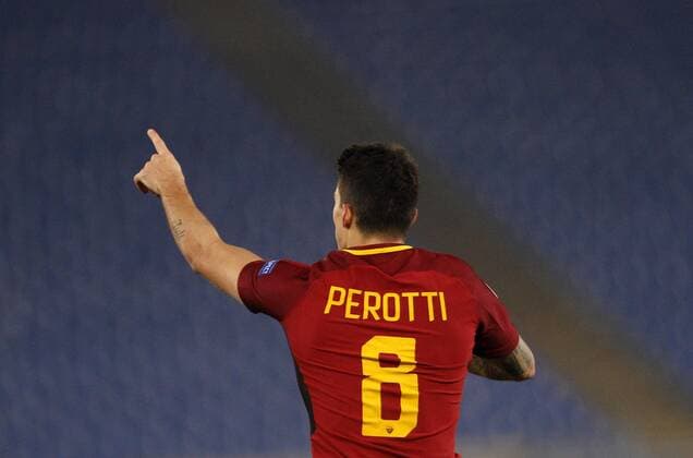 Italy: Soccer Champions League: Roma vs Qarabag Roma s Diego Perotti celebrates after scoring the winning goal during the Champions League Group C soccer match between Roma and Qarabag at the Olympic stadium. Roma won 1-0 to reach the round of 16. Rome Italy  RiccardoxDexLuca PacificxPress