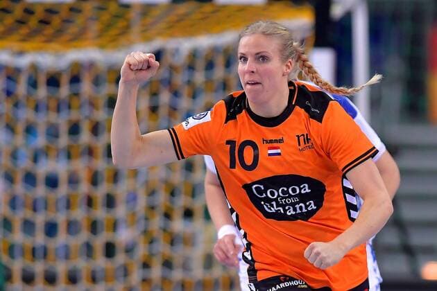 6-12-2017 HANDBAL:NEDERLAND-SERVIE:LEIPZIG WK Handbal Dames 2017 Nederland - Servie 27-27 Danick Snelder 10 NED Foto: Henk Seppen xVIxVIxImagesx xSoenarxChamidxsportfotografiexIVx 9501023