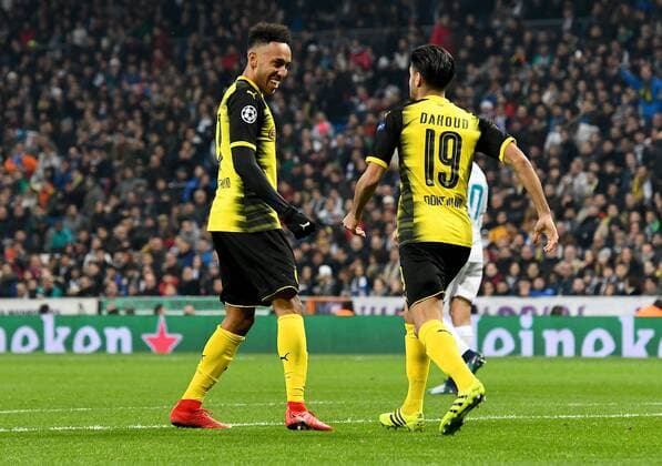 06.12.2017, xfux, Fussball Champions League, Real Madrid - Borussia Dortmund, emspor, v.l. Pierre-Emerick Aubameyang (Borussia Dortmund), Mahmoud Dahoud (Borussia Dortmund) Torjubel, Goal celebration, celebrate the goal zum 2:2 Madrid