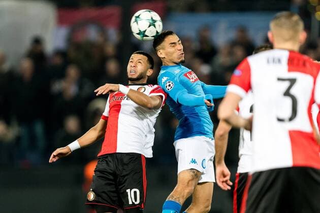 (L-R) Tonny Vilhena of Feyenoord, Allan Marques Loureiro of SSC Napoli during the UEFA Champions League group F match between Feyenoord Rotterdam and SSC Napoli at the Kuip on December 06, 2017 in Rotterdam, The Netherlands UEFA Champions League 2017 2018 xVIxVIxImagesx xGerritxvanxKeulenxIVx 9502444
