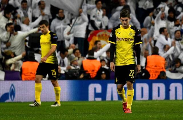 06.12.2017, xfux, Fussball Champions League, Real Madrid - Borussia Dortmund, emspor, v.l. Christian Pulisic (Borussia Dortmund) enttaeuscht, enttaeuscht schauend, dissapointed Madrid