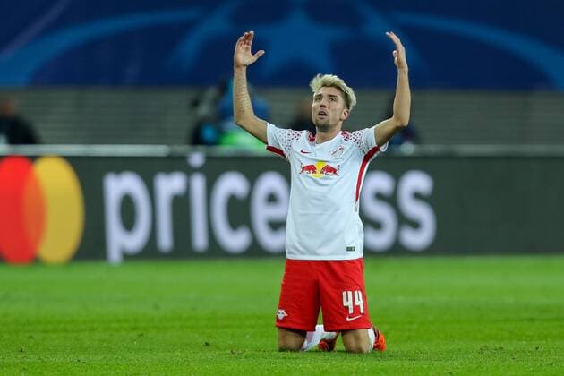 Leipzig, Deutschland 06.12.2017, UEFA Champions League - 2017 18 Season, Gruppenphase - Gruppe G - 6. Spieltag, RB Leipzig - Besiktas Istanbul, Kevin Kampl (RBL) gestikuliert ( DeFodi507