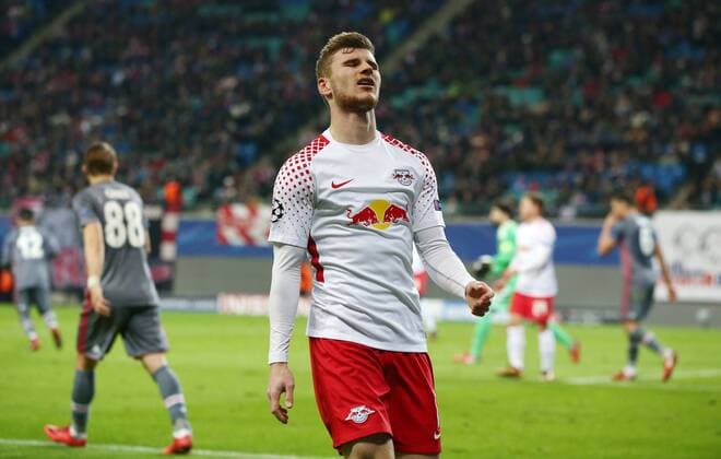 Bilder des Tages - SPORT Timo Werner enttäuscht nach vergebener Torchance Enttäuschung Fußball Fussball UEFA CL Championsleague Herren Saison 2017 2018 06.12.2017 RB Leipzig RBL vs. Besiktas Istanbul