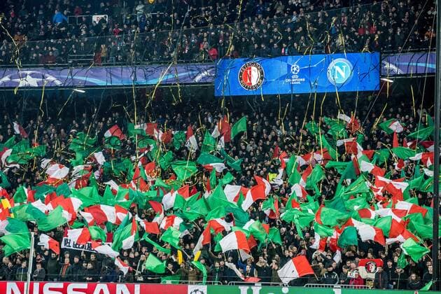 ROTTERDAM - Feyenoord - Napoli , Voetbal , Seizoen 2017 2018 , Champions League , Stadion Feijenoord de Kuip , 06-12-2017 , eindstand 2-1 , Sfeer bij opkomst van de spelers Feyenoord - Napoli  x1848951x