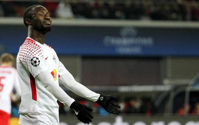 GER, UEFA Champions League, Vorrunde, RasenBallsport Leipzig vs Besiktas Istanbul 06.12.17 , Leipzig, Red Bull Arena, GER, Saison 2017 2018, UEFA Champions League - Gruppe G, RasenBallsport Leipzig vs Besiktas Istanbul im Bild Naby Deco Keita (Leipzig) enttäuscht