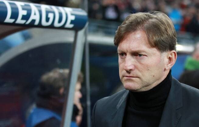 GER, UEFA Champions League, Vorrunde, RasenBallsport Leipzig vs Besiktas Istanbul 06.12.17 , Leipzig, Red Bull Arena, GER, Saison 2017 2018, UEFA Champions League - Gruppe G, RasenBallsport Leipzig vs Besiktas Istanbul im Bild Trainer Ralph Hasenhüttl (Leipzig)