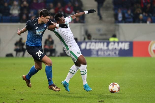 v.li.: Justin Hoogma (Hoffenheim, 24), Virgil Misidjan (Rasgrad, 93), Zweikampf, Duell, duel, tackle, tackling, Dynamik, Action, Aktion, Fussball, UEFA Europa League, TSG 1899 Hoffenheim - PFK Ludogorez Rasgrad 1945,