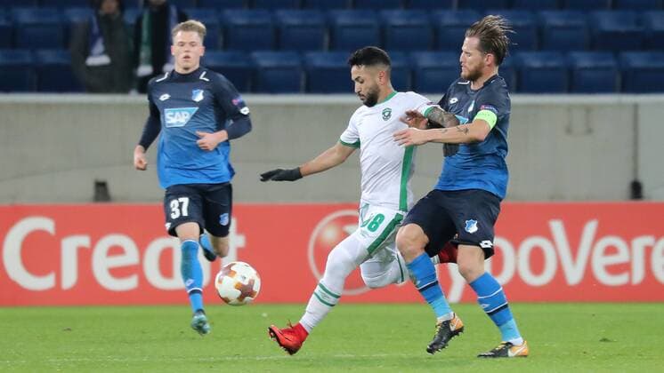 v.li.: Wanderson Cristaldo Firias (Rasgrad, 88), Eugen Polanski (Hoffenheim, 8), Zweikampf, Duell, duel, tackle, tackling, Dynamik, Action, Aktion, Fussball, UEFA Europa League, TSG 1899 Hoffenheim - PFK Ludogorez Rasgrad 1945,