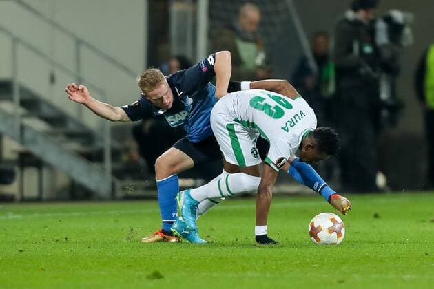 Sinsheim, Deutschland 07.12.2017, UEFA Europa League - 2017 18 Season, Gruppenphase - Gruppe C - 6. Spieltag, TSG 1899 Hoffenheim - PFC Ludogorets 1945 , Philipp Ochs (TSG) und Virgil Misidjan (Ludogorets) im Zweikampf ( DeFodi507
