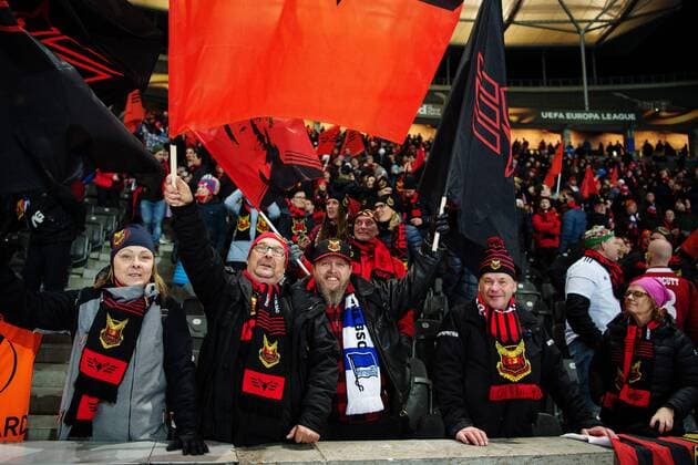 Fußball, EL, Hertha BSC - Östersunds FK 171207 Östersunds supportrar inför fotbollsmatchen i Europa League mellan Hertha Berlin och Östersund den 7 december 2017 i Berlin. Copyright: PETTERxARVIDSON BB171207PA027