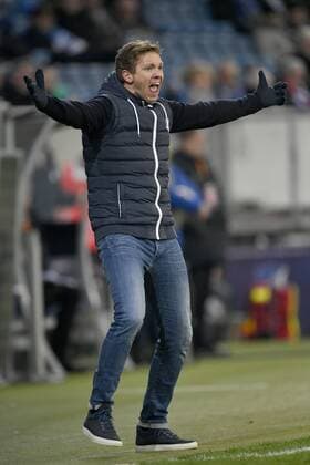 Trainer Coach Julian Nagelsmann TSG 1899 Hoffenheim Gestik, Geste am Spielfeldrand Enttäuschung enttäuscht nach vergebener Torchance Chance Gestik Geste TSG 1899 Hoffenheim vs PFC Ludogorets Razgrad Europa League 07.12.2017 TSG 1899 Hoffenheim vs PFC Ludogorets Razgrad