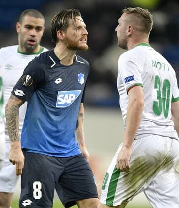Eugen Polanski TSG 1899 Hoffenheim und Cosmin Moti PFC Ludogorets Razgrad geraten aneinander TSG 1899 Hoffenheim vs PFC Ludogorets Razgrad Europa League 07.12.2017 TSG 1899 Hoffenheim vs PFC Ludogorets Razgrad