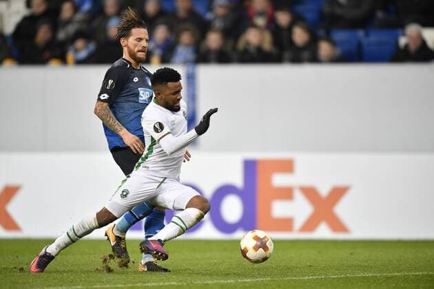 Zweikampf, Aktion Eugen Polanski TSG 1899 Hoffenheim gegen Natanael PFC Ludogorets Razgrad TSG 1899 Hoffenheim vs PFC Ludogorets Razgrad Europa League 07.12.2017 TSG 1899 Hoffenheim vs PFC Ludogorets Razgrad