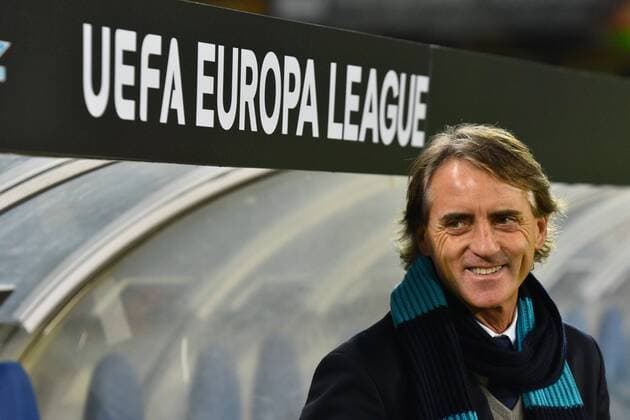 Bilder des Tages - SPORT Fußball, EL, Real Sociedad San Sebastian - Zenit Moskau December 7, 2017 - San Sebastian, Guipuzcoa, Spain - Roberto Mancini, head coach of Zenit, during the UEFA Europa League Group L football match between Real Sociedad and Zenit at the Anata Stadium, on 7 December 2017 in San Sebastian, Spain Real Sociedad v Zenit St. Petersburg - UEFA Europa League  - ZUMAn230 20171207_zaa_n230_139 Copyright: xJosexIgnacioxUnanuex