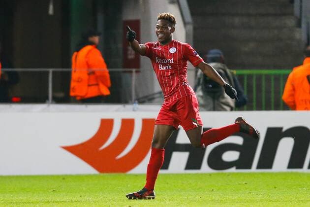Essevee s Aaron Leya Iseka celebrates after scoring during a soccer game between Belgian club SV Zulte Waregem and Italian club Societa Sportiva Lazio, the sixth and last match of the group stage (Group K) of the UEFA Europa League competition, Thursday 07 December 2017 in Waregem. BRUNOxFAHY  x05215249x