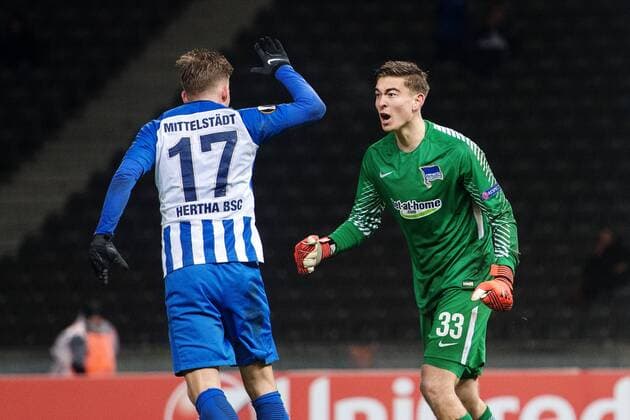 Fußball, EL, Hertha BSC - Östersunds FK 171207 Hertha Berlins malvakt Jonathan Klinsmann jublar efter att han räddat straff fran Östersunds Brwa Nouri (ej i bild) under fotbollsmatchen i Europa League mellan Hertha Berlin och Östersund den 7 december 2017 i Berlin. Copyright: PETTERxARVIDSON BB171207PA096