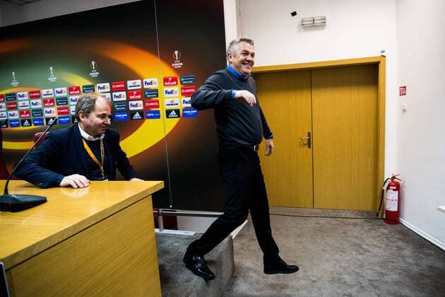 171207 Kare Ingebrigtsen, head coach of Rosenborg, leaves a short press conference PK Pressekonferenz with no questions after the Europa League match between FK Vardar and Rosenborg on December 7, 2017 in Skopje. Photo: Jon Olav Nesvold BILDBYRN kod JE 160096 Copyright: JONxOLAVxNESVOLD BB171207ZO020