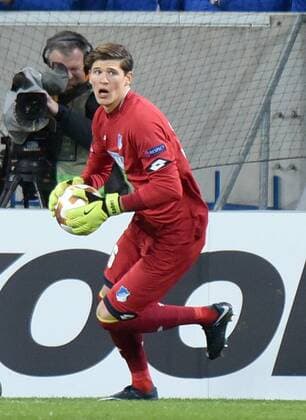 07.12.2017, xhbx, Fussball Europa League, TSG 1899 Hoffenheim - Rasgrad, emspor, v.l. Gregor Kobel (TSG 1899 Hoffenheim) Sinsheim