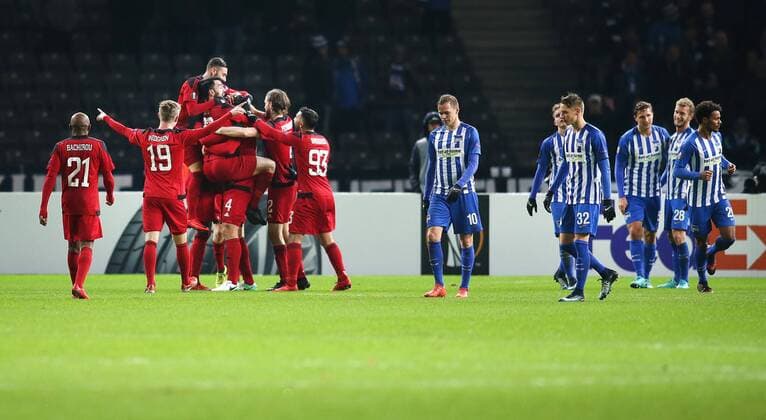 Berlin, Olympiastadion Berlin, Europa League, Hertha BSC gegen Östersunds FK Bild:Sotirius Papagiannopoulos zum 1:0 für Östersund Fußball - Europa League - Hertha BSC - Östersunds FK