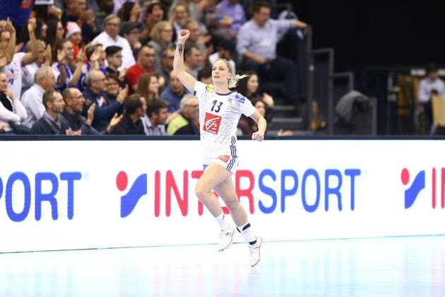 Manon Houette (Frankreich) jubelt, Spanien vs Frankreich, IHF Frauen Handball Weltmeisterschaft, 07.12.2017, Fotograf Neis Eibner Trier Copyright: xEibner-Pressefoto AlexanderxNeisx EP_ANS